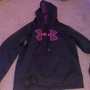 Black Under Armour Sweatshirt